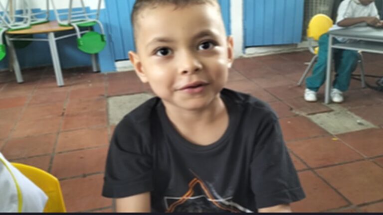 Lectura en Voz Alta: Impulsando la Creatividad Infantil