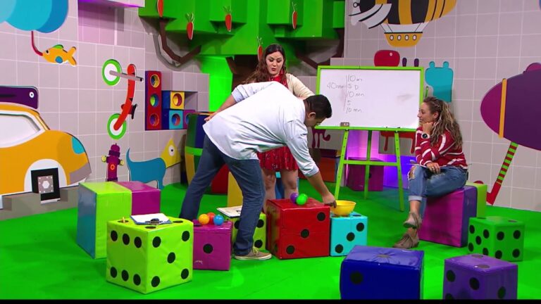 Estimulaci&oacute;n de la Curiosidad en Talleres de Neurociencia Infantil